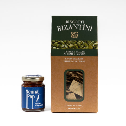 Idea Aperitivo: Biscotti salati ai semi di zucca Bio 180g e mousse di peperoncino Nenna Pep 120g